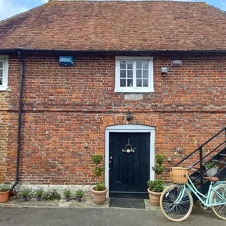 Plumpton Barn Villa Ashford  Exterior photo